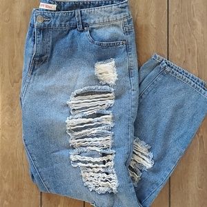 Distressed Skinny Jeans